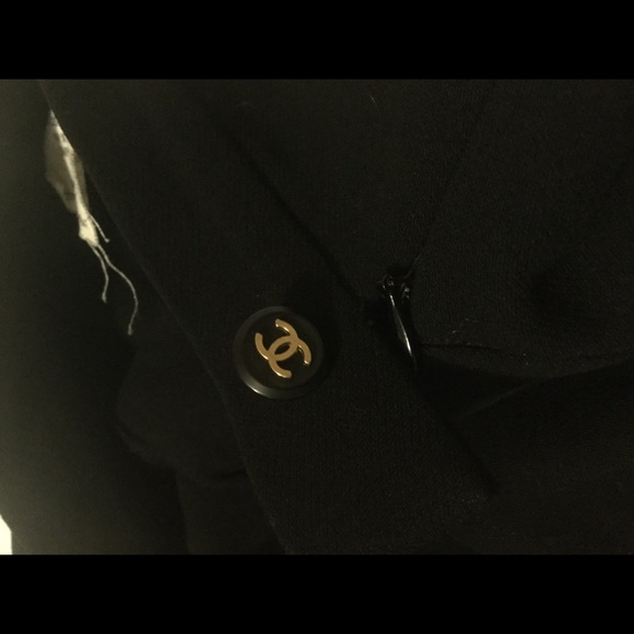 Vintage Chanel skirt - Picture 3 of 5